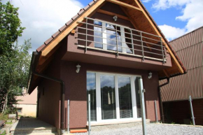 Chata Holiday, Bítov
